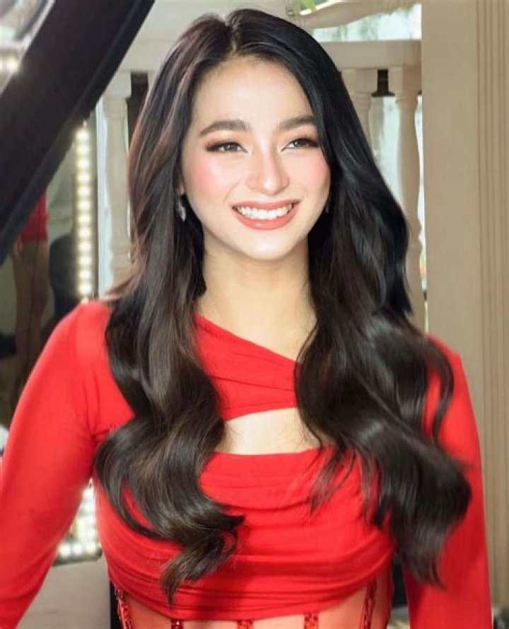 Ah Raval: The Rising Star in the Music Industry