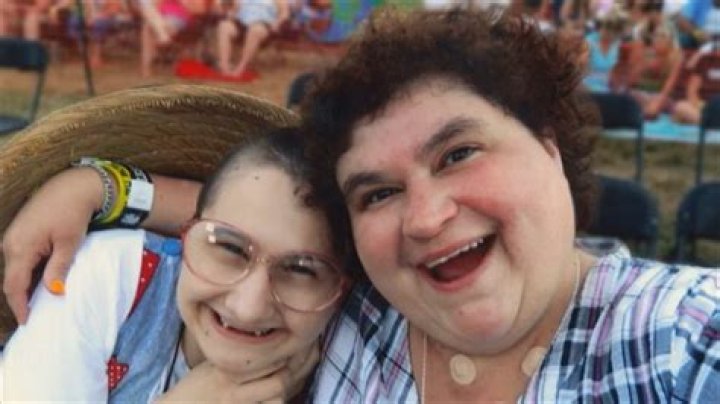 Dee Dee Blanchard Eyes Picture: The Story Behind the Image