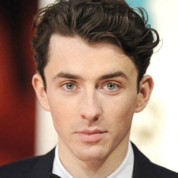 Is Matthew Beard Gay? Exploring the Life, Career, and Personal Details of the Talented Actor