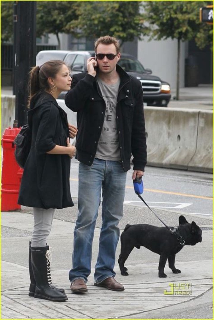 Kristin Kreuk Boyfriend 2024: Unveiling the Love Life of the Talented Actress