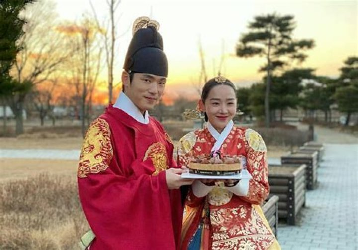 Shin Hye-Sun Relationships: A Comprehensive Look into Her Love Life and Journey