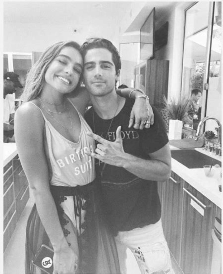 Sommer Ray Dating: Unveiling the Glamorous Life of a Social Media Sensation